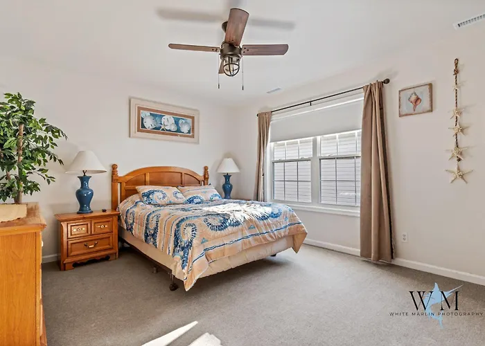 Charming 3-bedroom, 2-bathroom Townhouse Perfectly Located Near The Boardwalk Apartamento *